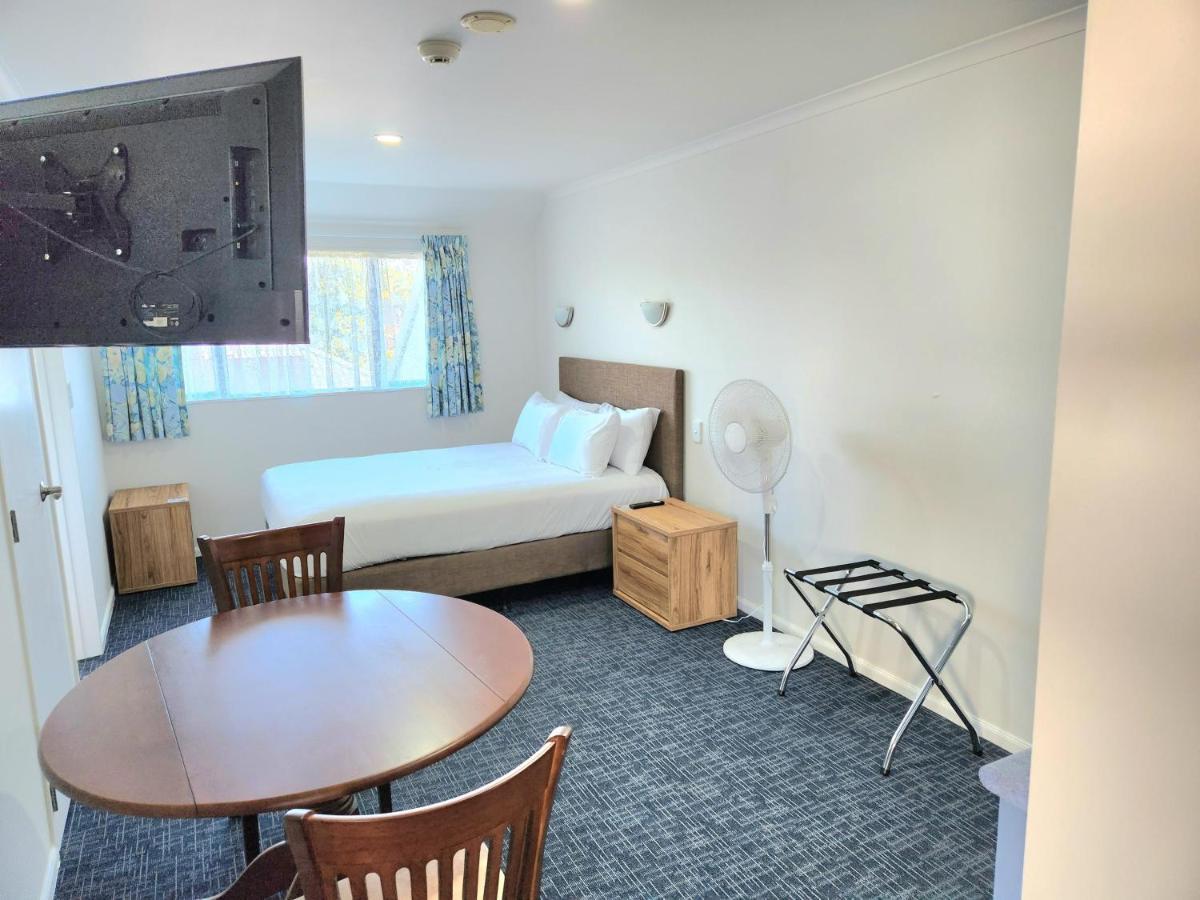 Botany Palms Motel Auckland Exterior photo