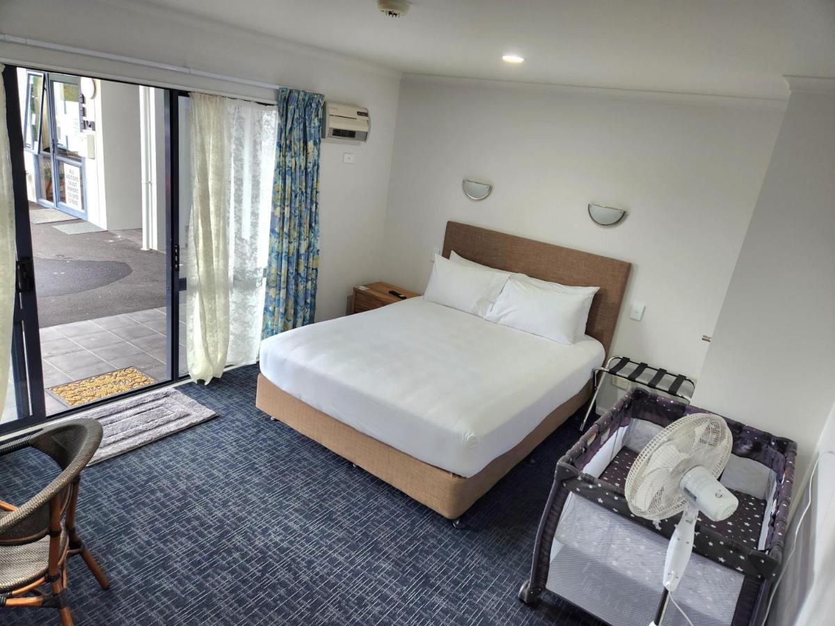 Botany Palms Motel Auckland Exterior photo