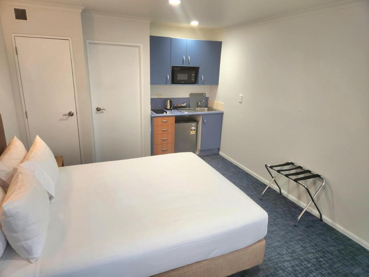 Botany Palms Motel Auckland Exterior photo